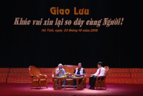 Giao lưu “Khúc vui xin lại so dây cùng Người”